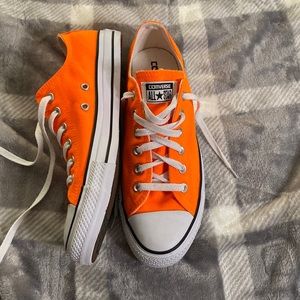 Neon Orange Converse / Size- M:8 - W:10